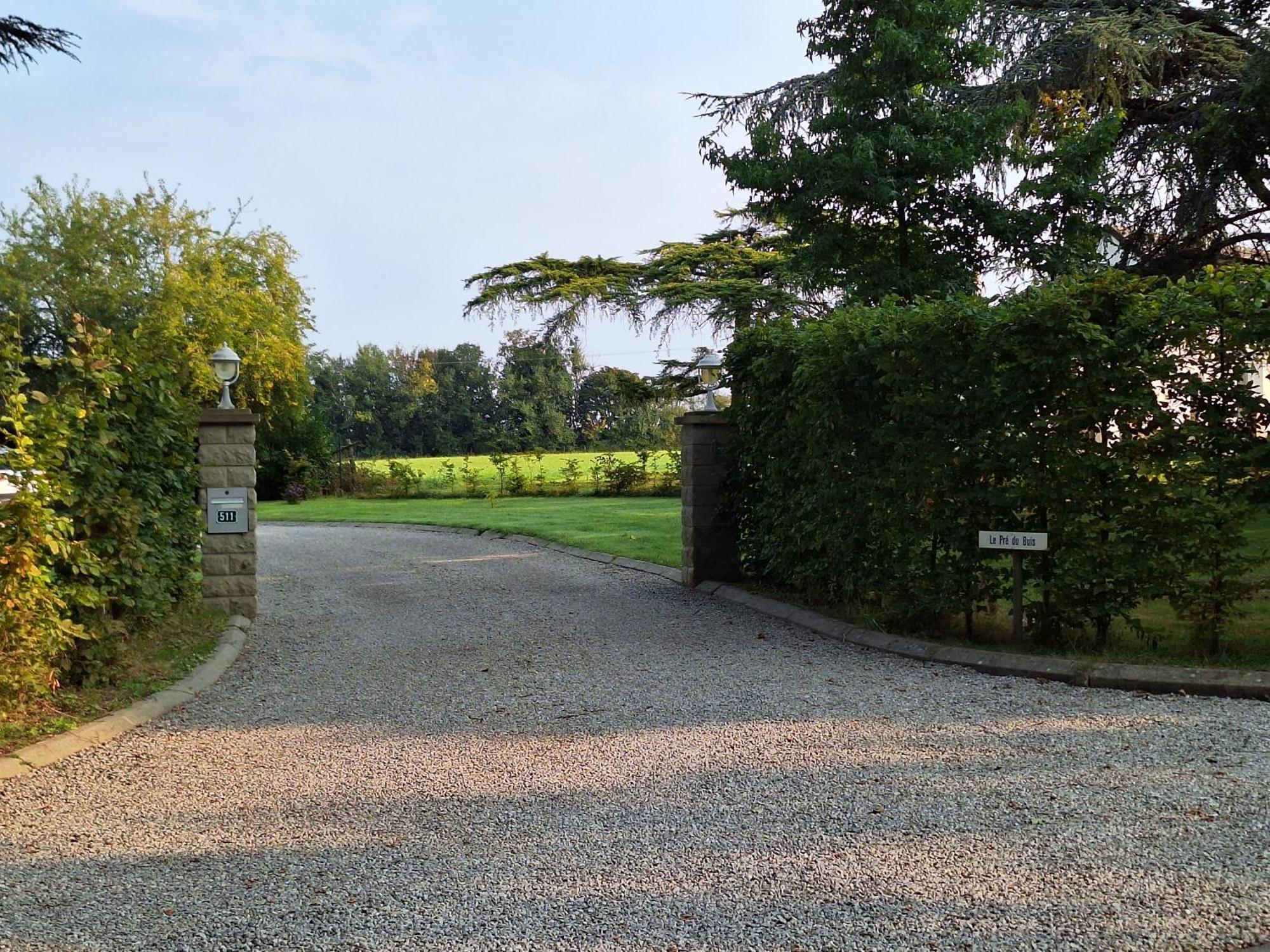 Le Pre Du Buis Bed & Breakfast Yvre-l'Eveque Exterior photo
